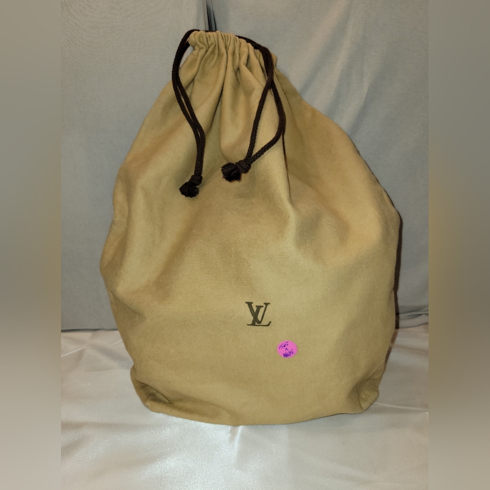 GUC Authentic Louis Vuitton dust bag 15.5"x18.75"